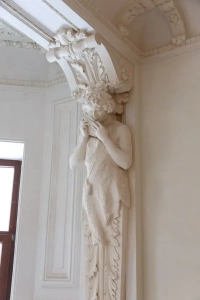 Купить квартиру в Три грации в Санкт-Петербурге