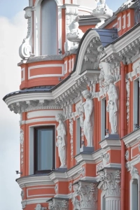 Купить квартиру в Три грации в Санкт-Петербурге